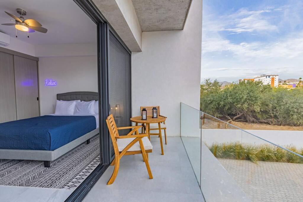 Endless Summer: Oceanview With Pool, Steps From Apartamento *